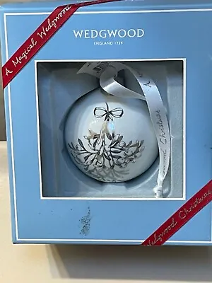 Wedgwood CHRISTMAS MISTLETOE White BAUBLE Ball ORNAMENT # 40032843 - LAST ONE • $37.50