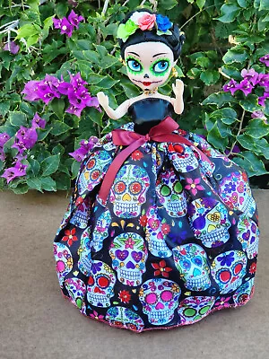 La Catrina Doll  • $40