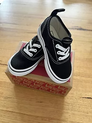 Vans Toddler Shoes Black /White • $30