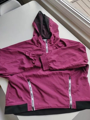 £25 • Buy IVY PARK Beyonce Windcheater Jacket L