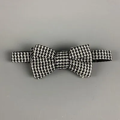 CHARVET Black White Stripe Silk Jacquard Bow Tie • £149.69