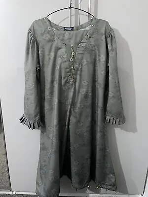 Grey Stitched 3 Piece Pakistani Frock With Printed Velvet Shawl M Size • £25