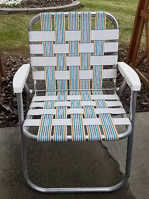 Vintage Webbed Aluminum Folding Lawn Patio Beach Chair - White With Stripes • $29.99