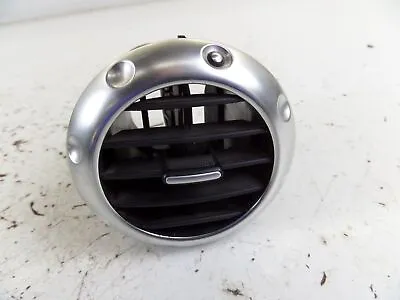 Audi TT 225hp Dash Air Vent MK1 00-06 OEM • $21.99