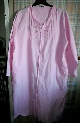 £12.50 • Buy Nwot Pretty Poly/cotton Embroidered Zip Fastening Robe 20/22