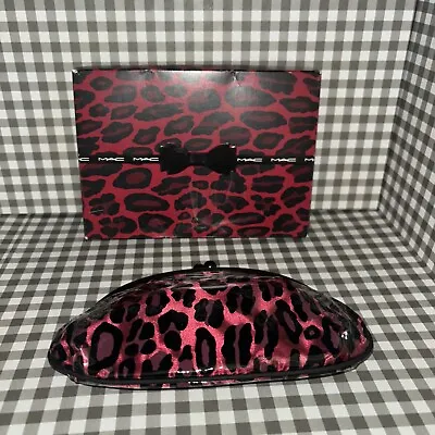 MAC Viva Glam It Up Lip Bag With Stain Lipstick And  Lip Conditioner • $110