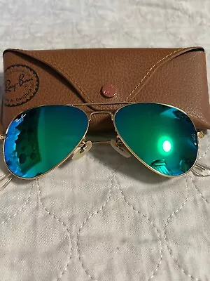 Ray-Ban Aviator Sunglasses RB3025 55-14mm Gold Frame/Green Flash Glass • $1.05