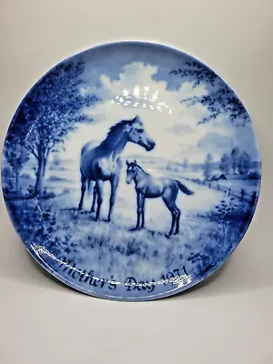 Kaiser Vintage Mother’s Day 1971 Collector Blue/White Plate Horses West Germany • $6.95