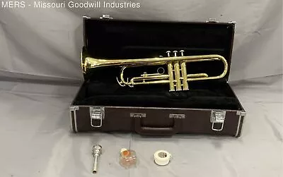 Yamaha YTR 2320 Trumpet With Case • $24.99