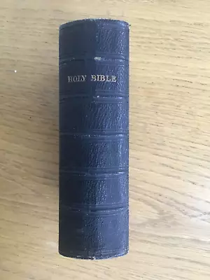 The Holy Bible - Old & New Testaments | G.E Eyre & W. Spottiswoode Antique Rare • £85