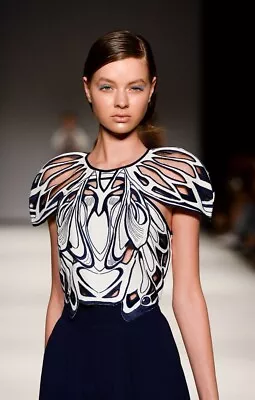 $125 • Buy ALICE MCCALL  Medusa  Blue White Womens Blouse Top Size 6