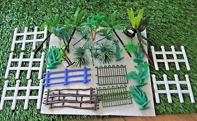 Palm Trees Fence Cactus Tumbleweeds Landscape Cake Decoration Toppers • $12