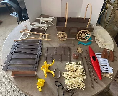 HUGE LOT VINTAGE 1960's BONANZA WAGON & PARTS PLUS MARX WESTERN TOY PARTS • $24.99