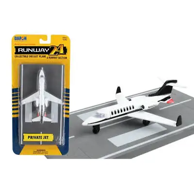 Daron Runway24 Diecast Metal Toy With Runway - Private Jet • $11.95