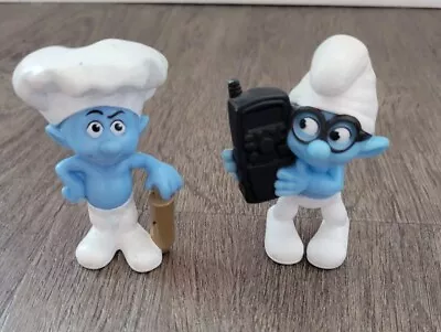 2011 McDonald's Kids Meal Toy Smurf Brainy Cell Phone & Baker Chef Blue Figurine • $4.99