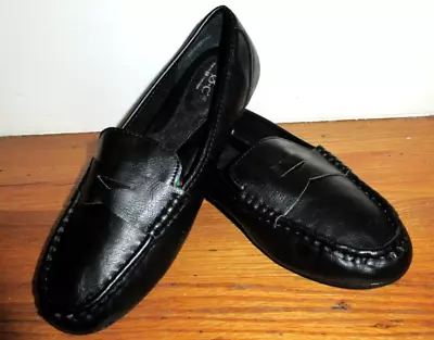 BOC Born Concept Shoes Penny Loafers Black Slip On Size 7 • $14.99