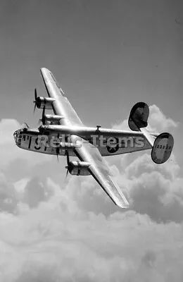 WW2 Picture Photo B-24 Liberator American Heavy Bomber 0770 • $5.90