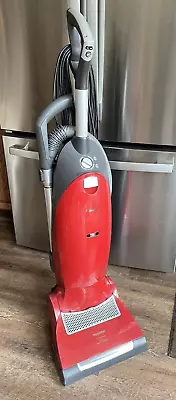 Miele Salsa S7280 Upright Vacuum Cleaner W/3 Attachments RUNS GREAT! • $165