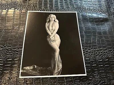 #492 BETTIE BROSMER 8x10 B&W PINUP PHOTO • $25.29