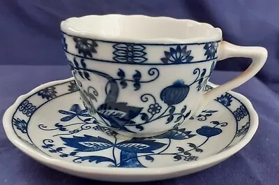 Vtg Vienna Woods Fine China Blue Onion Pattern Cup And Saucer • $18