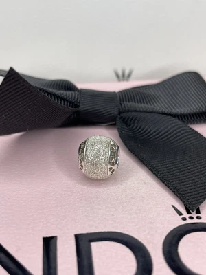 £0.99 • Buy Genuine Pandora Silver Moments Open Heart Charm