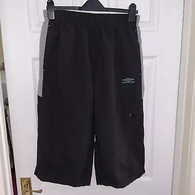 Umbro Mens Black Long Shorts - L • £7