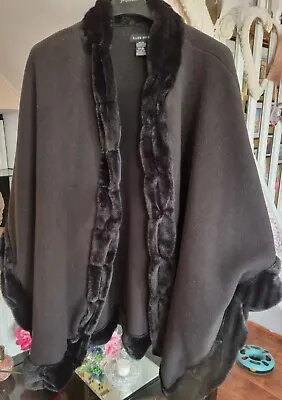 £6 • Buy Ellen Reyes Black Fur Trim  Warm Free Size Cape/kimono Jacket