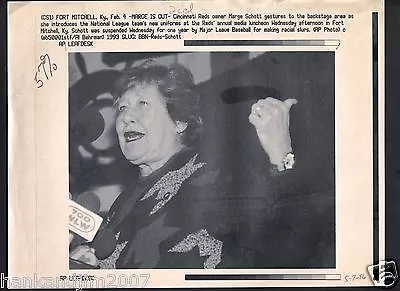 Marge Schott 1993 Reds Owner Team Lunch Vintage A/P Laser Wire Photo W/ Caption • $29.95