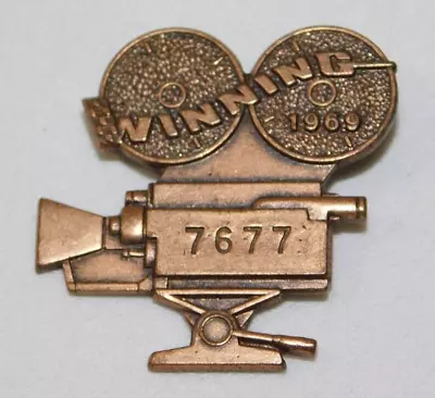 $49.99 • Buy RARE Indy 500 Indianapolis Motor Speedway Pit Pass 1969 Pin Badge