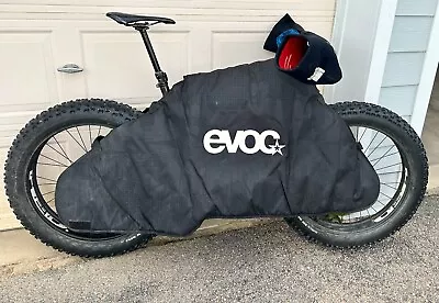 EVOC Padded Bike Rug Black 158x75x2 • $25