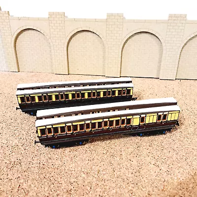 Triang / Hornby Oo Gauge  Gwr Clerestory Coaches X 2  Refinished  Free Post • £19.50