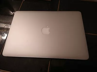 2014 Apple MacBook Air 13  - 1.4GHz I5 8GB RAM 128GB SSD - For Parts Or Repair • $50