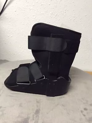 Ovation Medical Walking Boot Low Top Polymer Air Medium Ankle Surgery Brace • $24.99