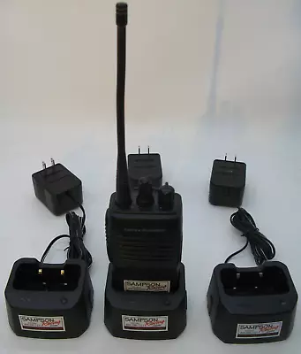 Vertex Standard VX-160U 16 Channel UHF Two Way Radio W/ 3 Chargers • $49.95