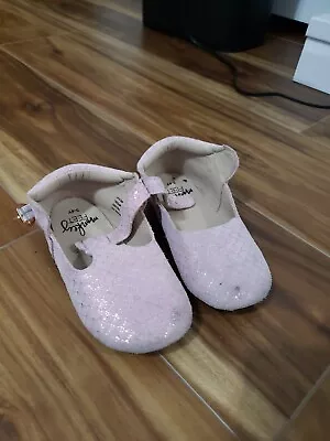 Monkey Feet Pink Mermaid Shoes 3-4y • $2.49