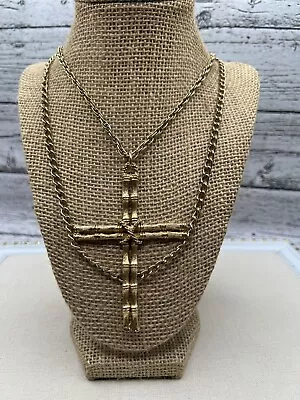 Vintage Gold Cross Pendant Necklace • $9.99