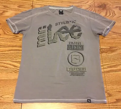 Stylistic Mr. Lee Graphic Logo T Shirt Gray Spellout Medium Semi Fit • $11.99