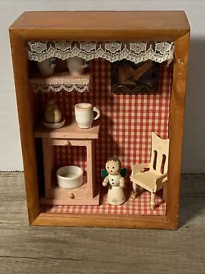 Vintage Wooden Kitchen Shadow Box Chair Angel Cups Teapot Dollhouse Miniatures • $24.99