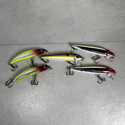 Fishing Lure Minnow Jerkbait Crankbait Lot Of 5 Shallow Divers Bass Baits • $13.25