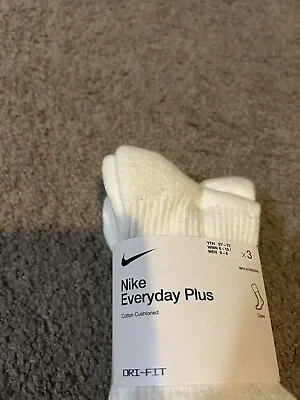 Nike Everyday Plus Cushioned Socks 3 Pairs Sports White SX6888-100 Size M NWT • $18