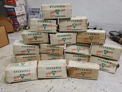 Lot Of 17 Bulbs SYLVANIA SUPER FLASH No 0 FLASHBULBS Vintage Screw Base Bulbs 2 • $40