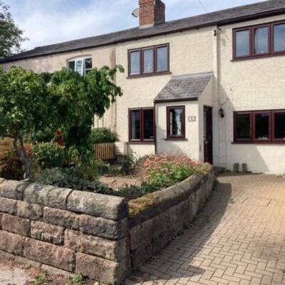 £50 • Buy 11 X UPVC Double Glazed Windows With Trickle Vents **PRICE IS PER WINDOW**