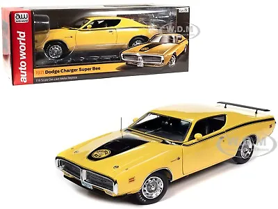 Issues  1971 DODGE CHARGER SUPER BEE YELLOW 1/18 DIECAST AUTO WORLD AMM1315 • $28