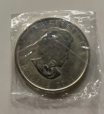 2011 Canada $5 1 Oz Silver Maple Leaf Coin .9999 Fine Silver BU TONED IN PLASTIC • $34.99