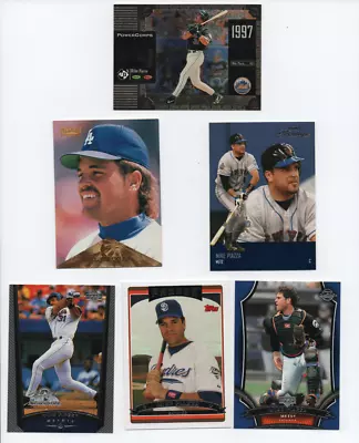 NEW YORK METS HALL OF FAMER MIKE PIAZZA Lot  • $5.55