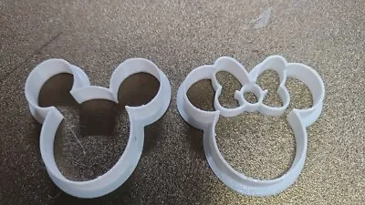  Micky Mouse And Minnie Mouse Cookie Cutters • £3.50