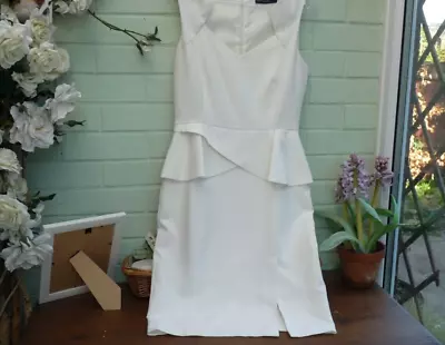 £12.50 • Buy RETRO Dorothy Perkins Sleeveless Fully Lined Cream Peplum Waisted Dress.  UK 10