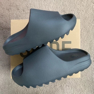 $209.99 • Buy Adidas Yeezy Slide 'Onyx' [US4] Free Shipping