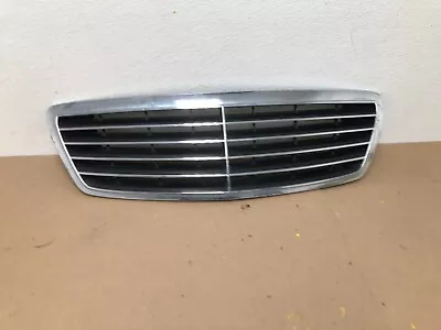 2003 To 2006 MERCEDES S350 S430 S500 Front Upper Grill Grille Oem 0466N DG1 • $34.76