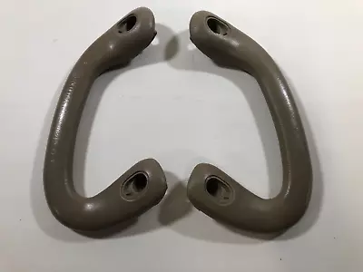 1999 - 2007 Ford F250 F350 LH RH Side B Pillar Grab Handle. Tan. OEM • $25